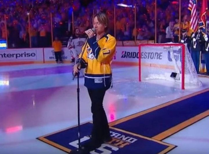 Keith Urban’s first national anthem performance left people in stunned silence…