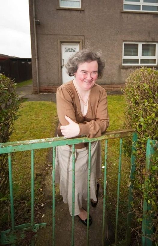 Susan Boyle Reveals the Transformations of Her Childhood Home.