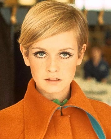 See iconic model Twiggy now at 73